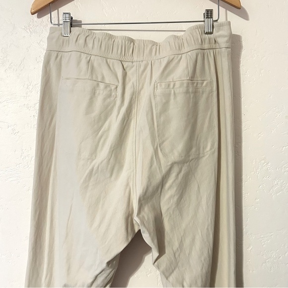 BLANK NYC Drawstring Ankle Zip Pocket Jogger Pants Cream Women Size Large - Picture 10 of 10